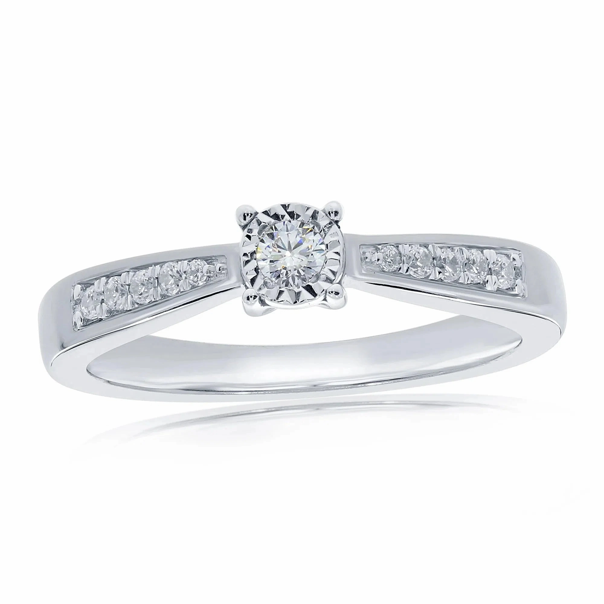 0.10ct Illusion Set Round Brilliant Cut Diamond Solitaire 9ct White Gold Ring with Diamond Shoulders texture-diamond  