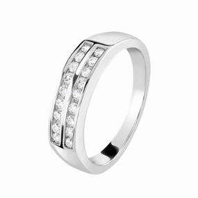 0.25ct Round Brilliant Cut Diamond 2-Row Channel Set Half Eternity Ring texture-diamond  