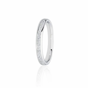 0.33ct Princess Cut Diamond 18ct White Gold Half Eternity Ring texture-diamond  