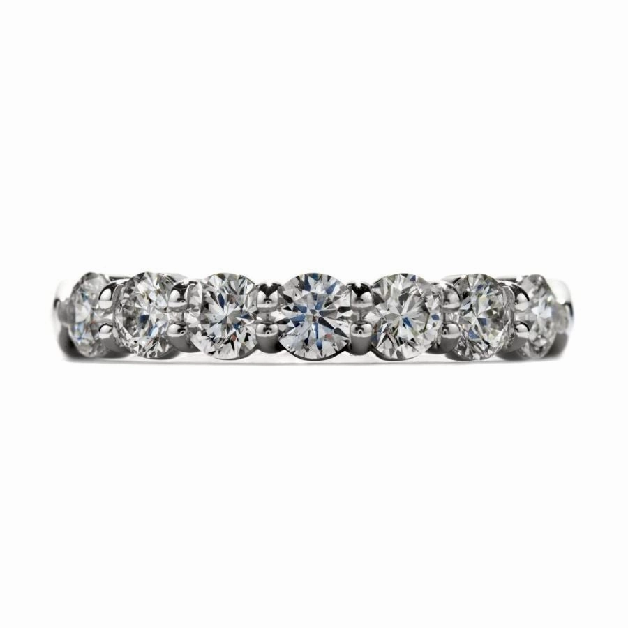0.38ct 7-Stone Round Brilliant Cut Diamond Half Eternity Ring texture-diamond  