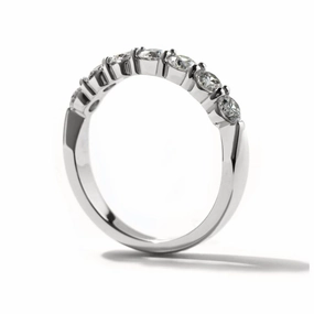 0.49ct Roudn Brilliant Cut Diamond 7-Stone 18ct White Gold Half Eternity Band texture-diamond  