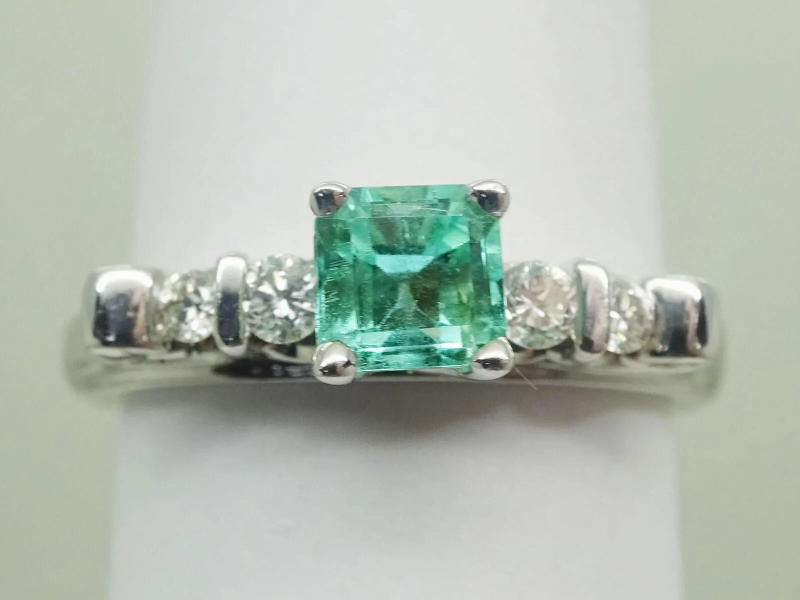 0.66ct tw Square Natural Emerald &amp; Diamond Ring 18k White Gold Size 4.75