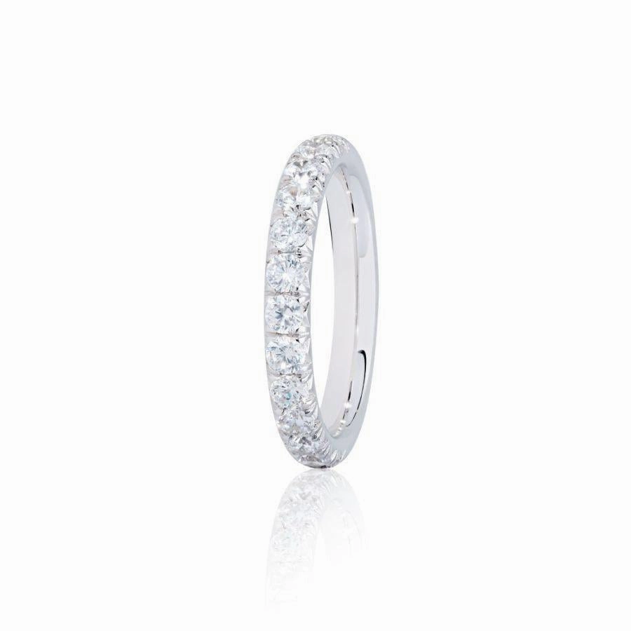 0.75ct Pave Set Round Brilliant Cut Diamond Platinum Half Eternity Ring texture-diamond  