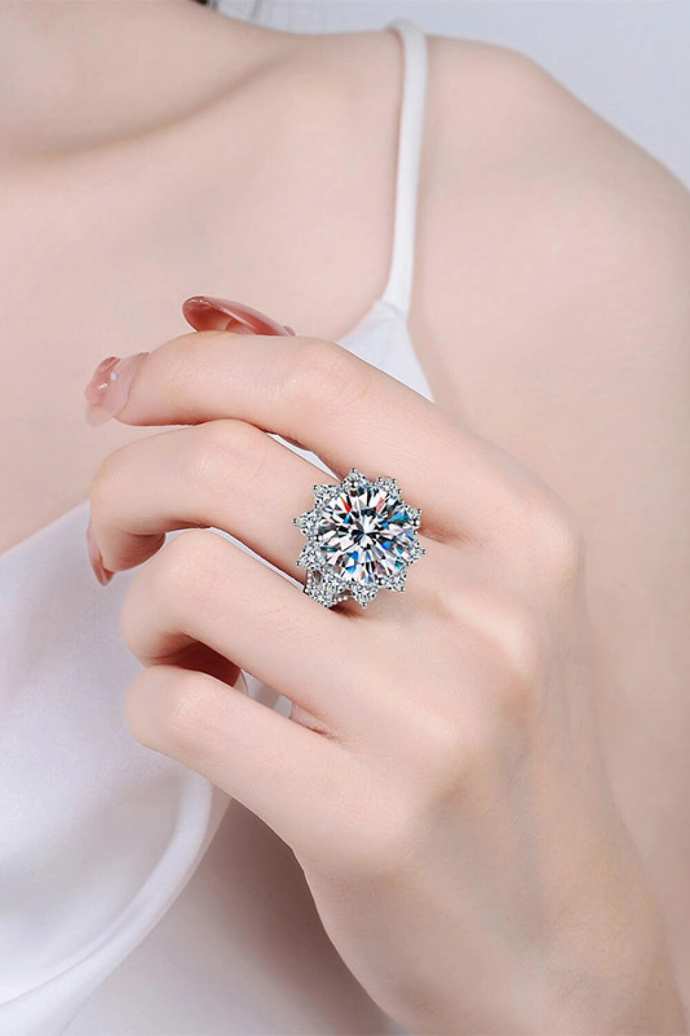 10 Carat Moissanite Flower-Shaped Ring 