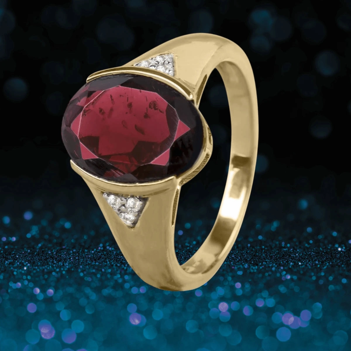 10k Gold Garnet Ring
