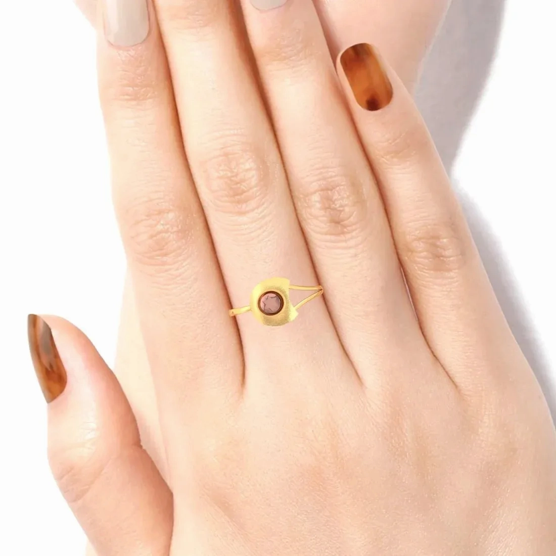 14KT (585) Yellow Gold Asymmetrical Modern Design Ring For Women &amp; Girls (Size 12)