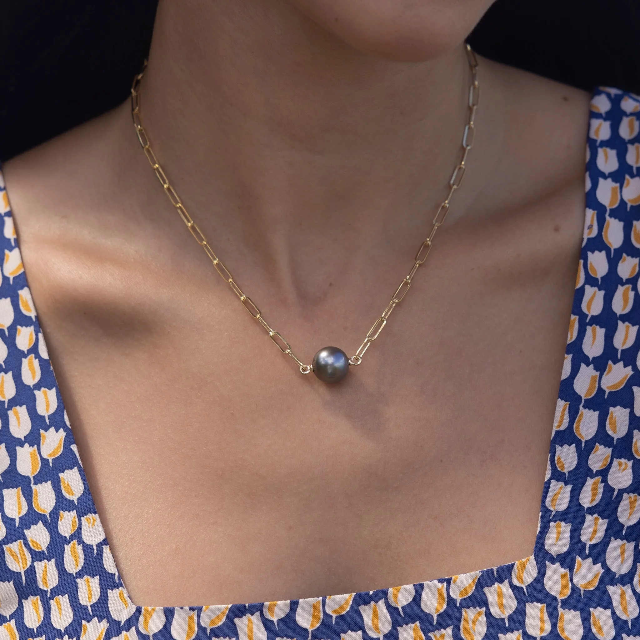 16-17&quot; Tahitian Black Pearl Paperclip Chain Necklace in Gold - 12-13mm