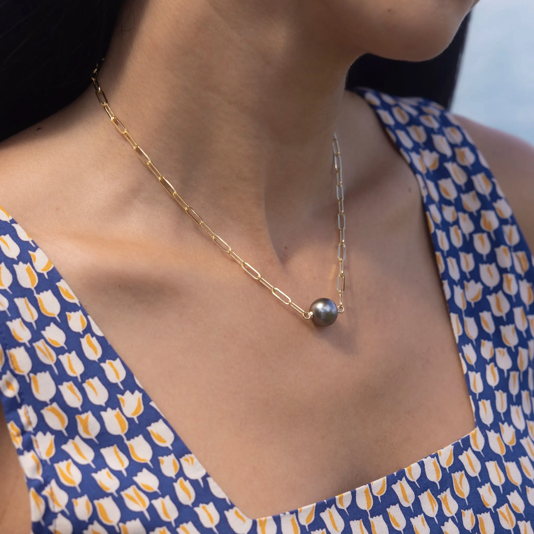 16-17&quot; Tahitian Black Pearl Paperclip Chain Necklace in Gold - 12-13mm