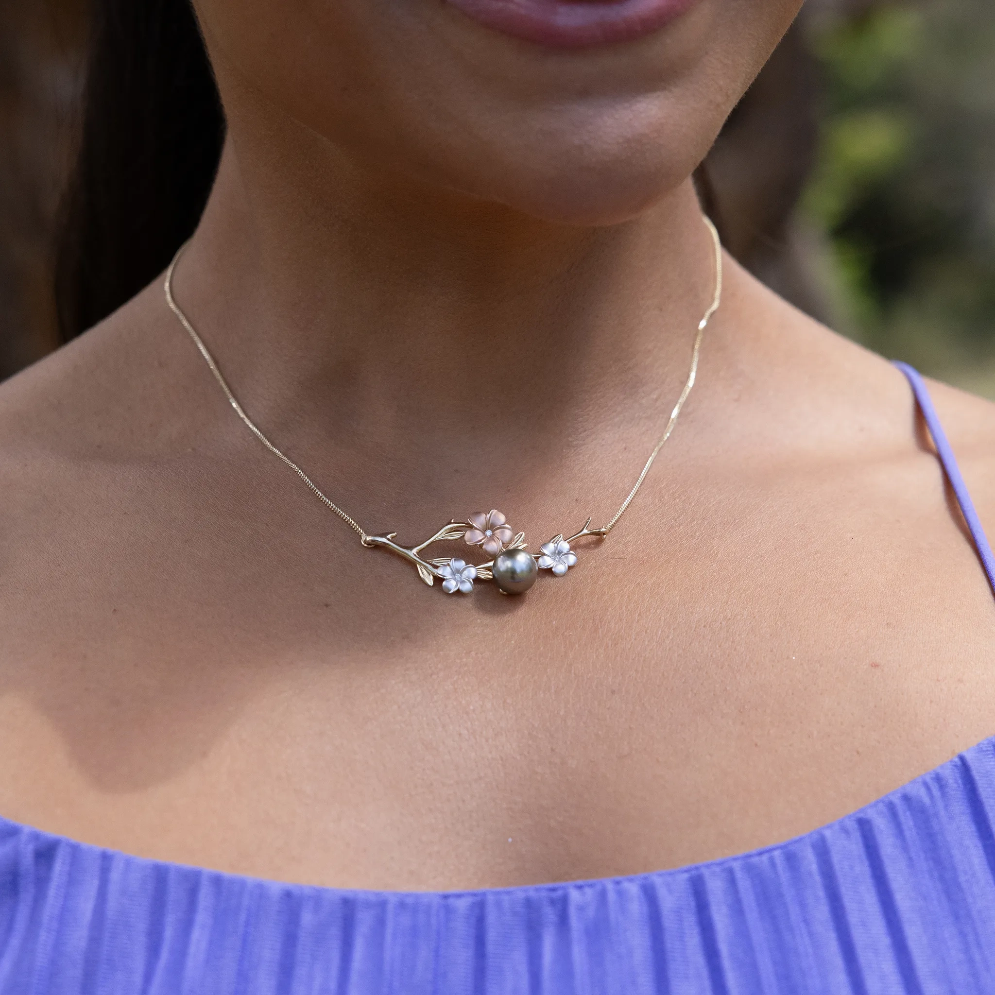 16-18&quot; Adjustable Pearls in Bloom Plumeria Tahitian Black Pearl Necklace in Tri Color Gold with Diamonds - 48mm