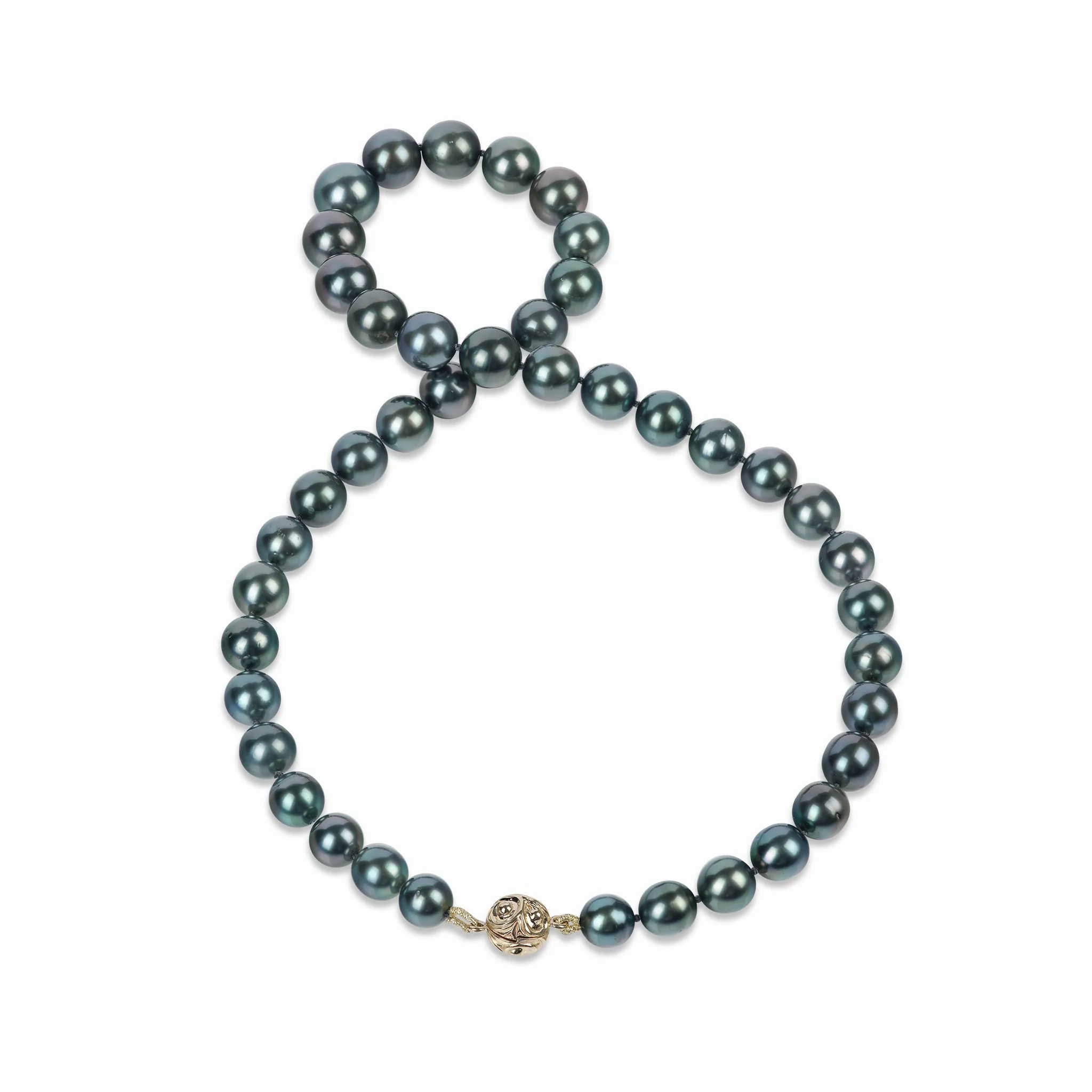 17-19&quot; Tahitian Black Pearl Strand with Magnetic Gold Clasp - 8-11mm