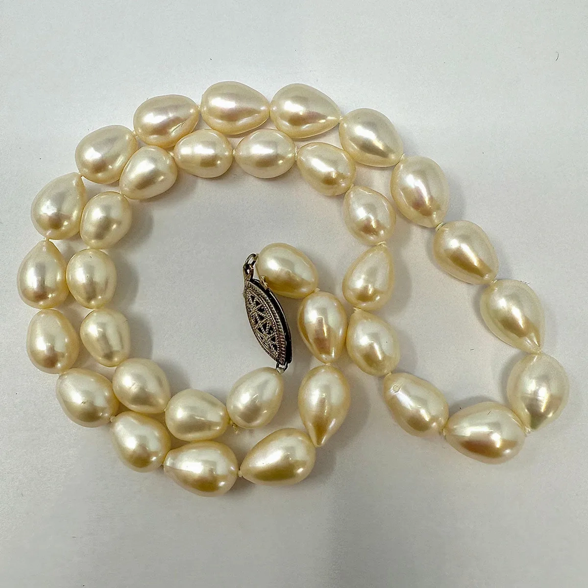 18&quot; Freshwater Pearl Necklace with 14K White Gold Clasp