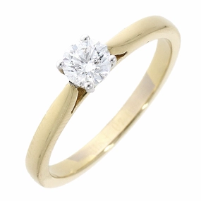 18ct Gold yellow and white gold 4 claw solitaire diamond ring texture-diamond  
