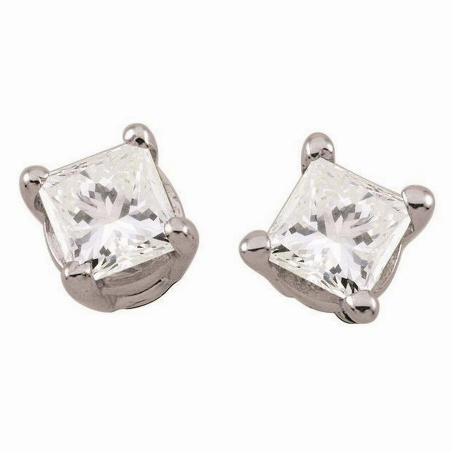 18ct White Gold 0.28ct Princess Cut Diamond Stud Earrings texture-diamond  