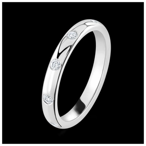 18ct White Gold 5 Diam 0.15 Crt Band texture-diamond  