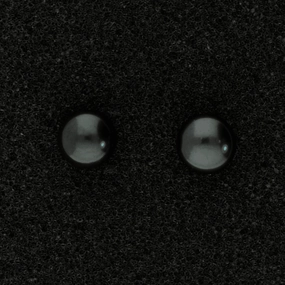 18ct White Gold 7-7.5mm Black Fresh Water Pearl Earrings texture-pearl  