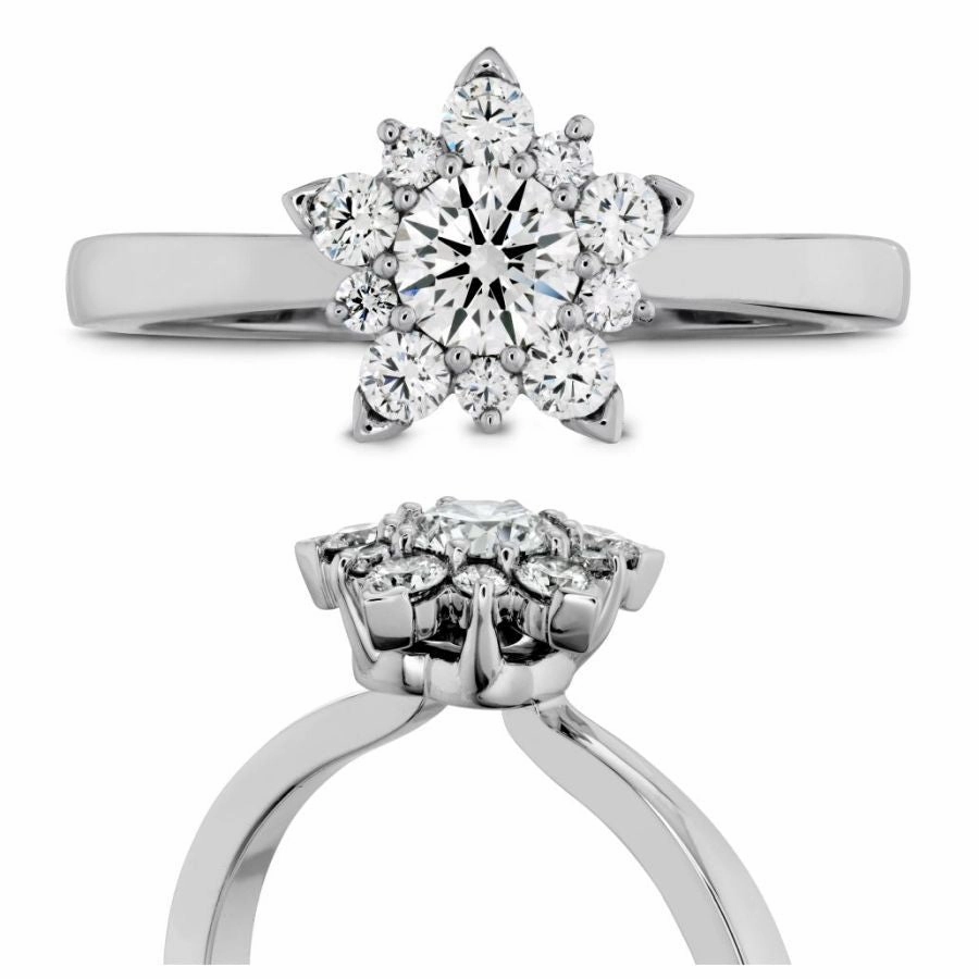 18ct White Gold Aerial Round Brilliant Cut Diamond Cluster Ring texture-diamond  