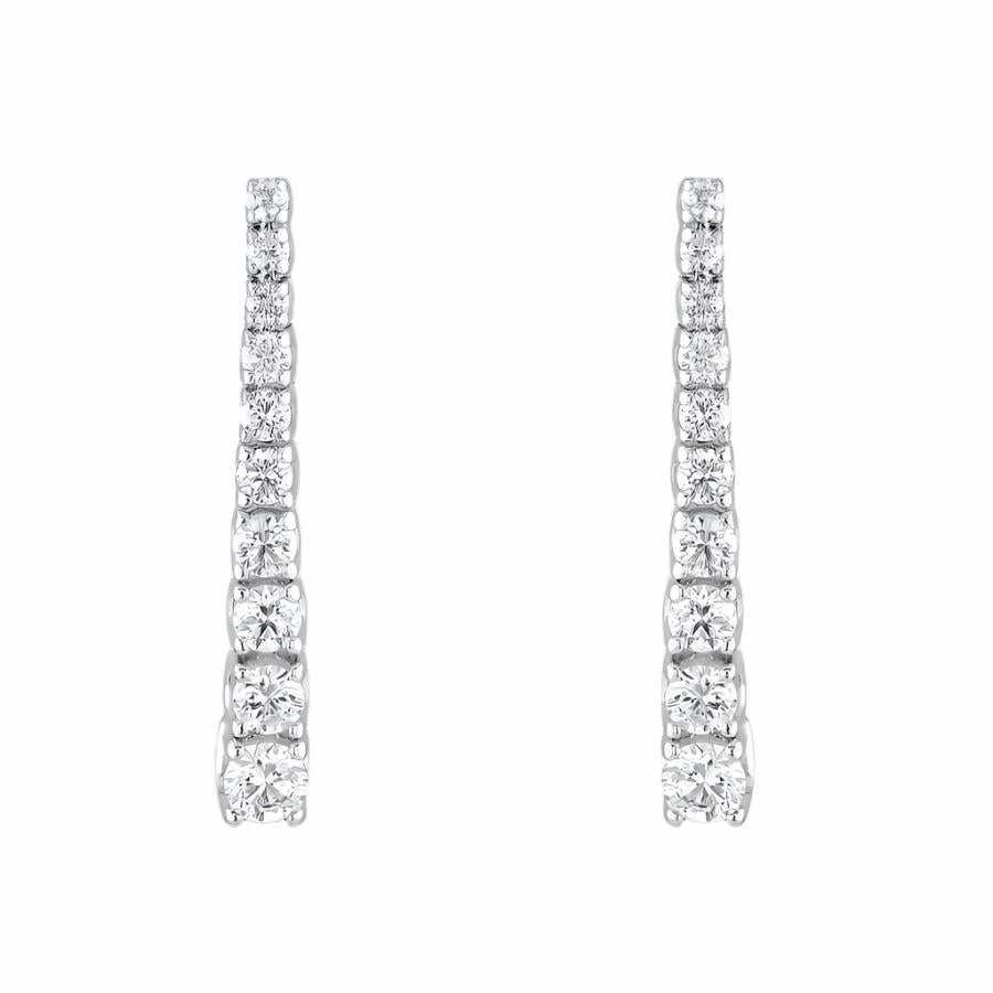 18ct White Gold Graduated Round Brilliant Cut Diamond Drop Earrings texture-diamond  