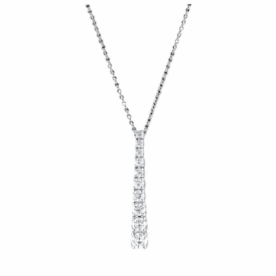 18ct White Gold Graduated Round Brilliant Cut Drop Pendant & Chain texture-diamond  