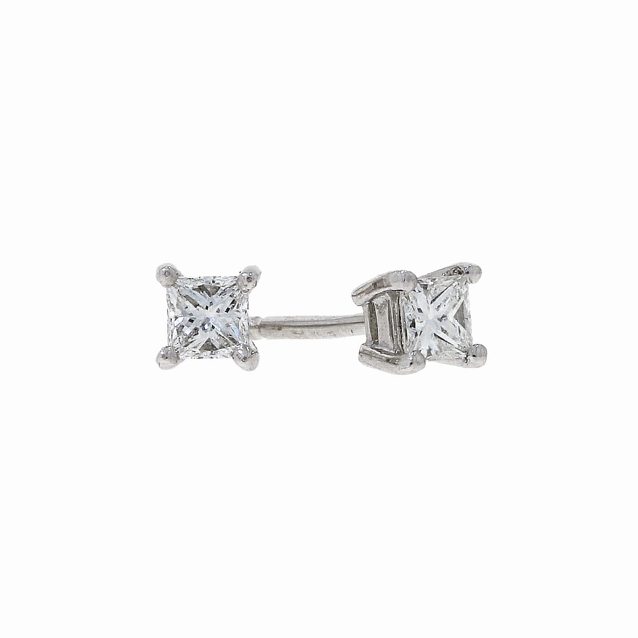18ct white gold princess cut diamond stud earrings texture-diamond  