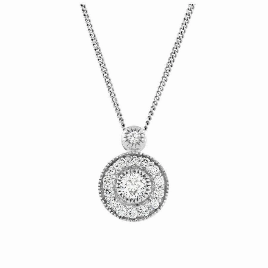 18ct White Gold Round Brilliant Cut Diamond Halo Cluster Pendant & Chain texture-diamond  
