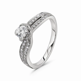 18ct White Gold Round Brilliant Cut Diamond Ring with 2-Row Diamond Shoulders texture-diamond  