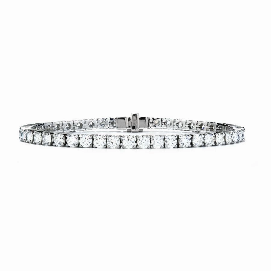 18ct white gold Temptation diamond tennis bracelet texture-diamond  