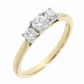 18ct yellow and white gold 3 claw set Diamond ring texture-diamond  