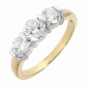 18ct yellow gold 3-stone round brilliant cut bar set diamond ring texture-diamond  