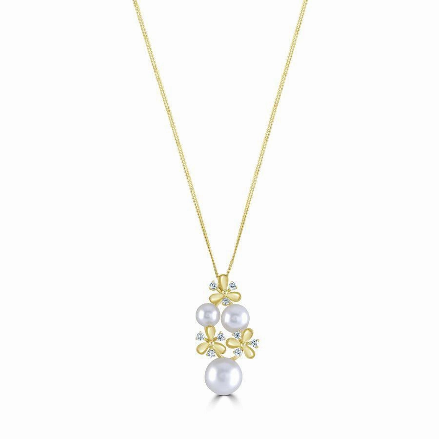 18ct Yellow Gold Akoya Pearl & Diamond Flower Pendant texture-diamond  