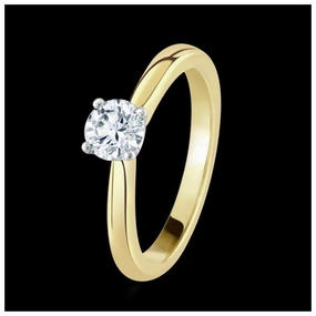 18ct yellow gold claw set round brilliant cut solitaire Diamond ring texture-diamond  