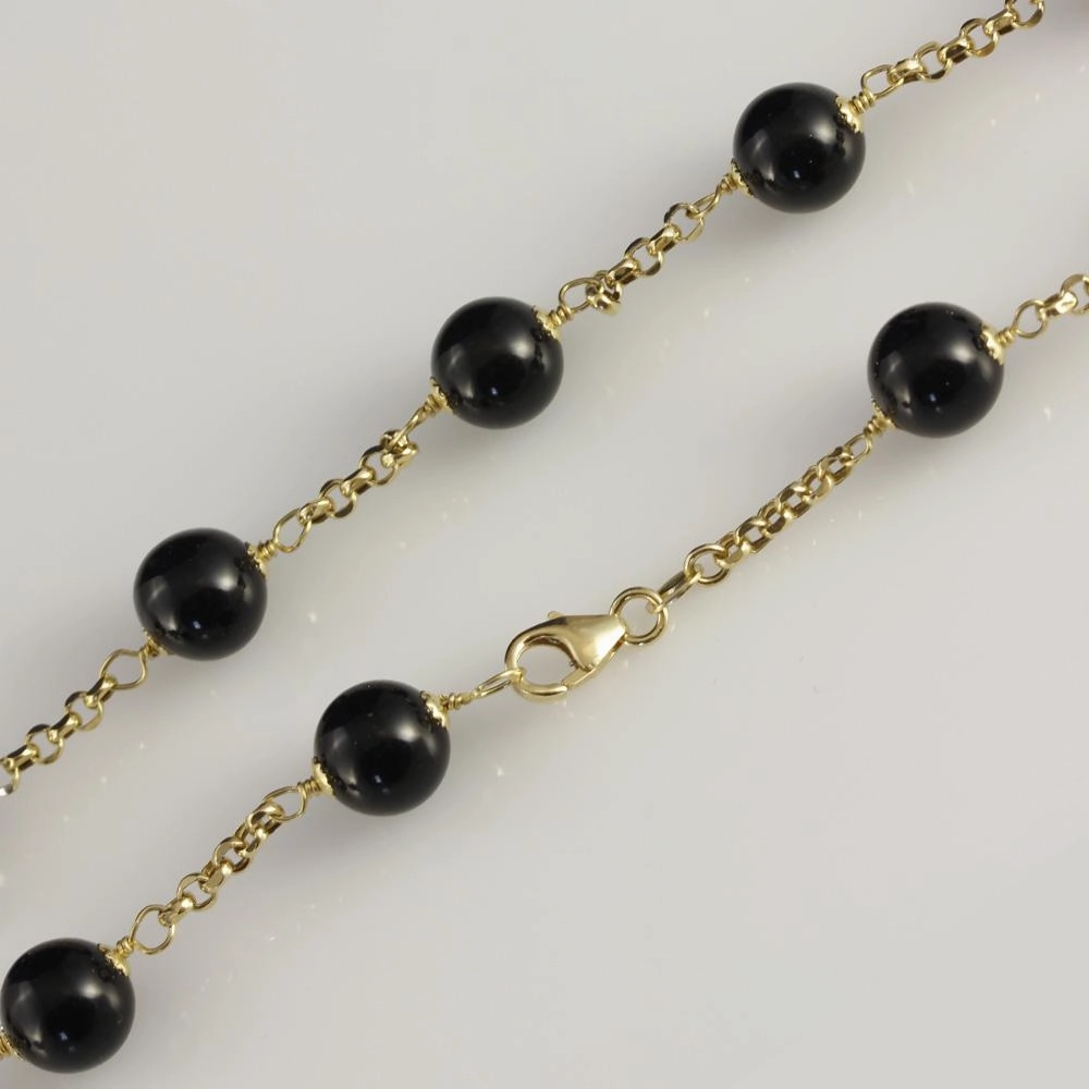 18ct Yellow Gold Onyx 18 Necklace