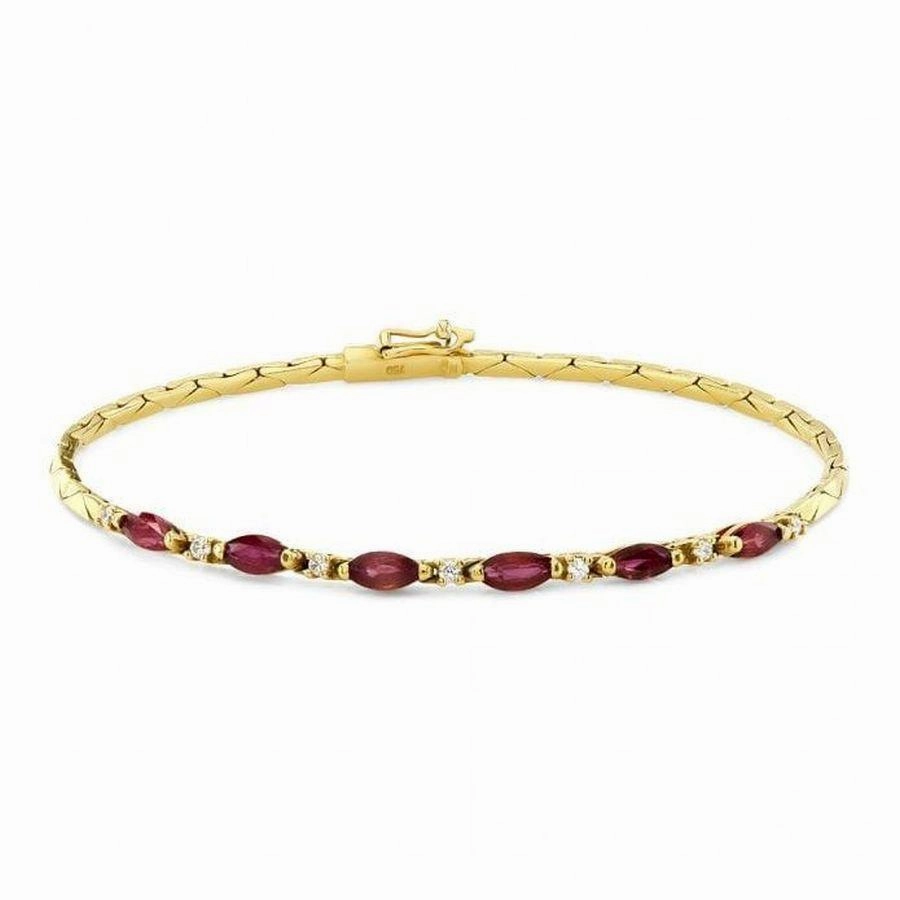 18ct Yellow gold Ruby & Diamond Bracelet texture-diamond  