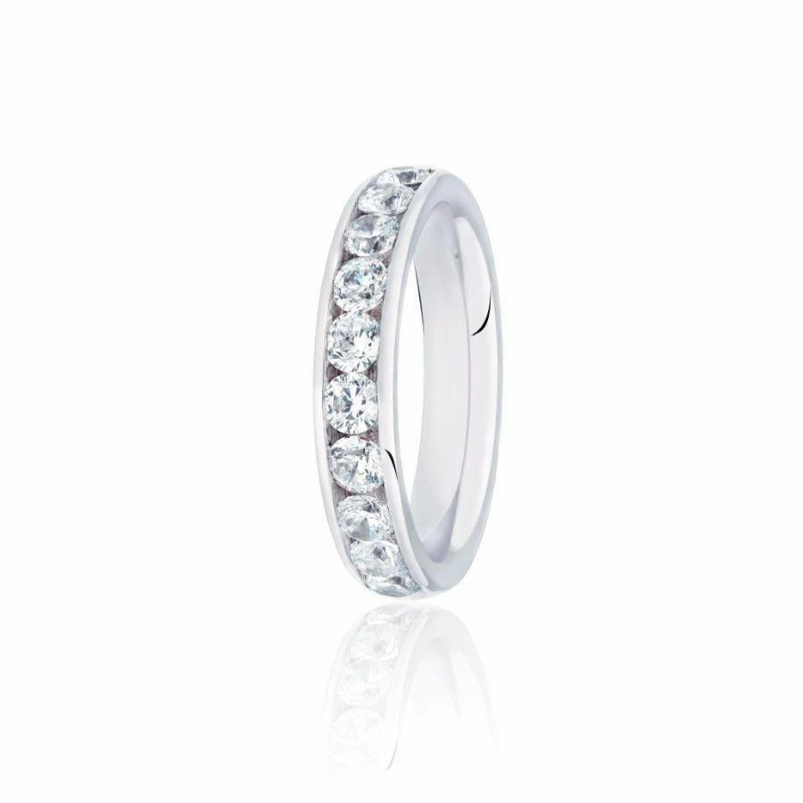 1.00ct Channel Set Round Brilliant Cut Diamond Platinum Half Eternity Ring texture-diamond  