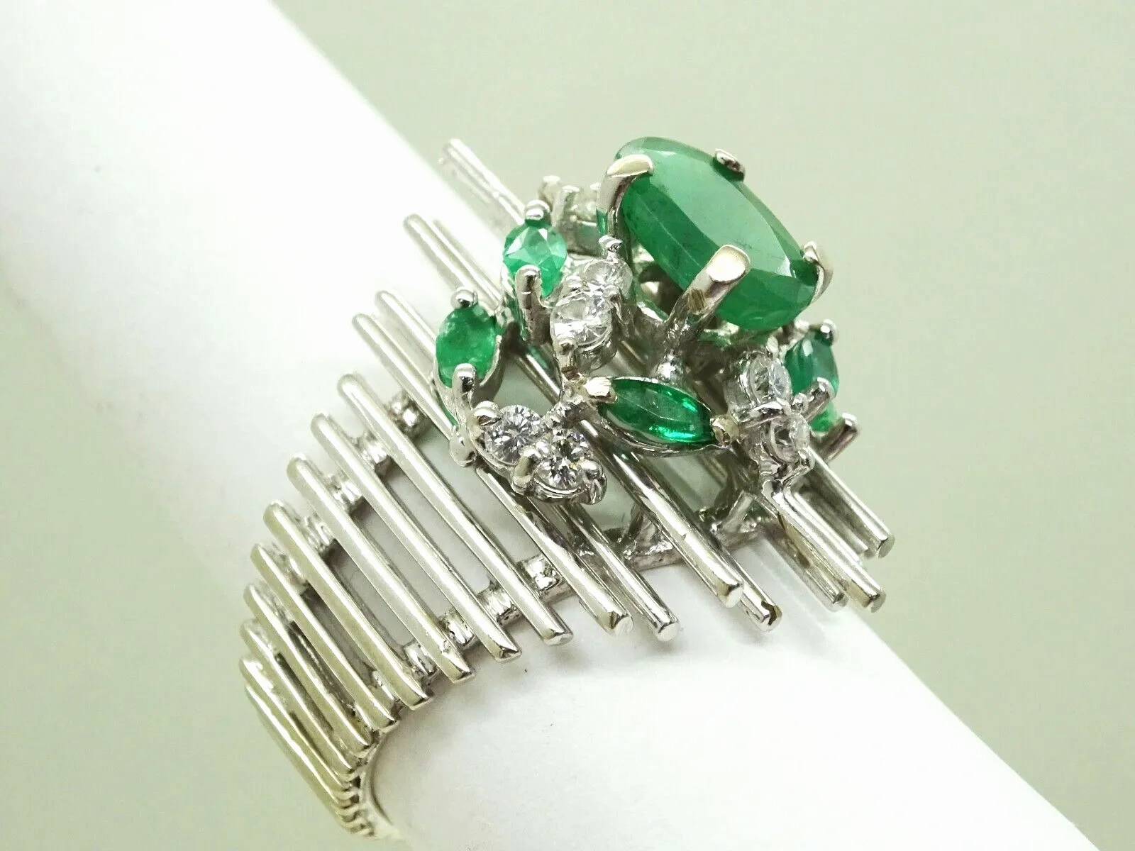 1.61ct tw Natural Emerald &amp; Diamond Open Bar Ring 14k White Gold Size 7.5