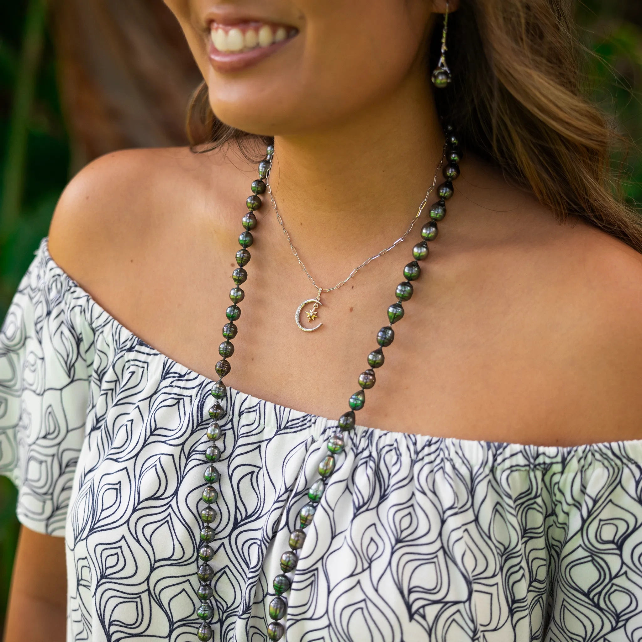 38-41&quot; Tahitian Black Pearl Strand - 8-10mm