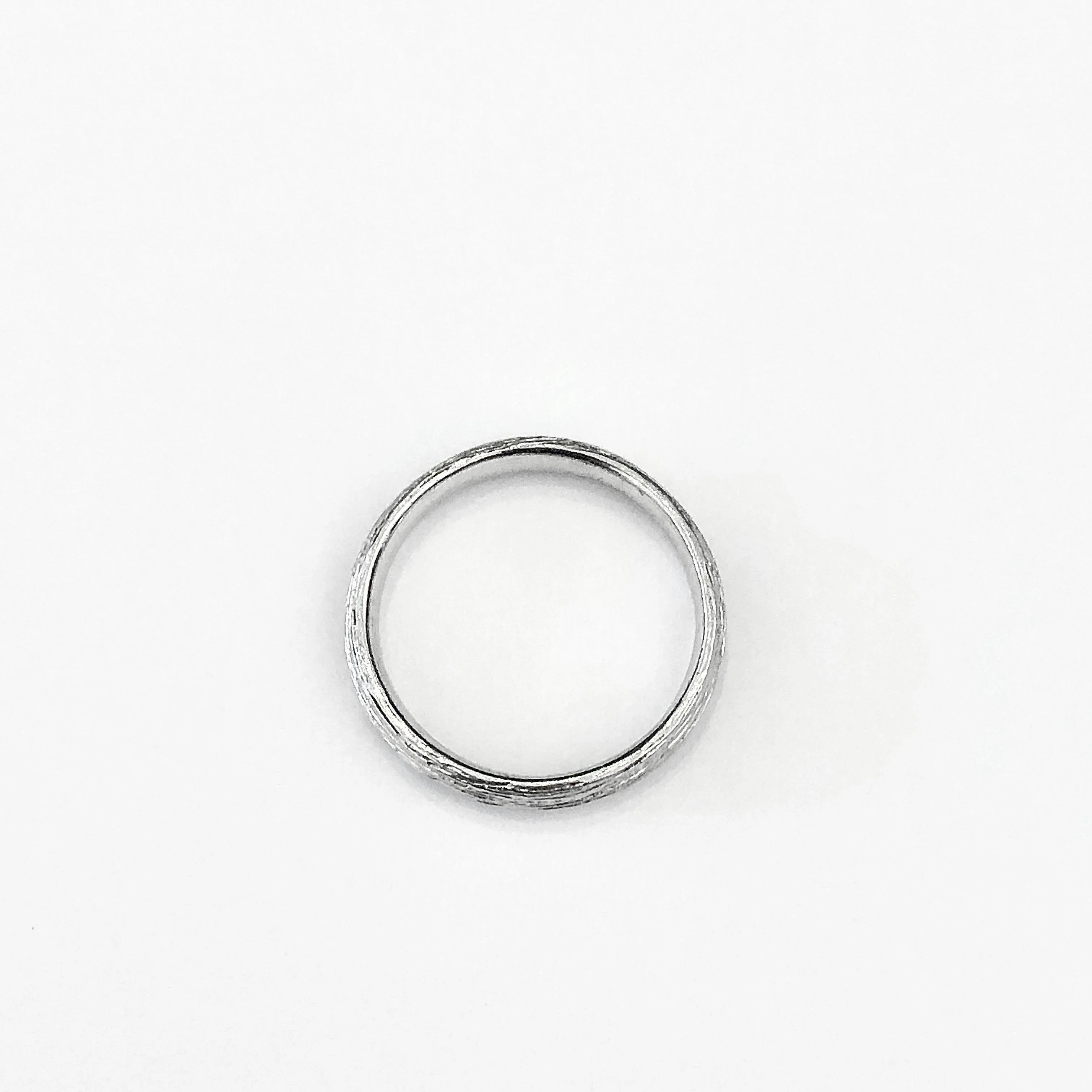 3 mm Half Round Band with Bark Texture