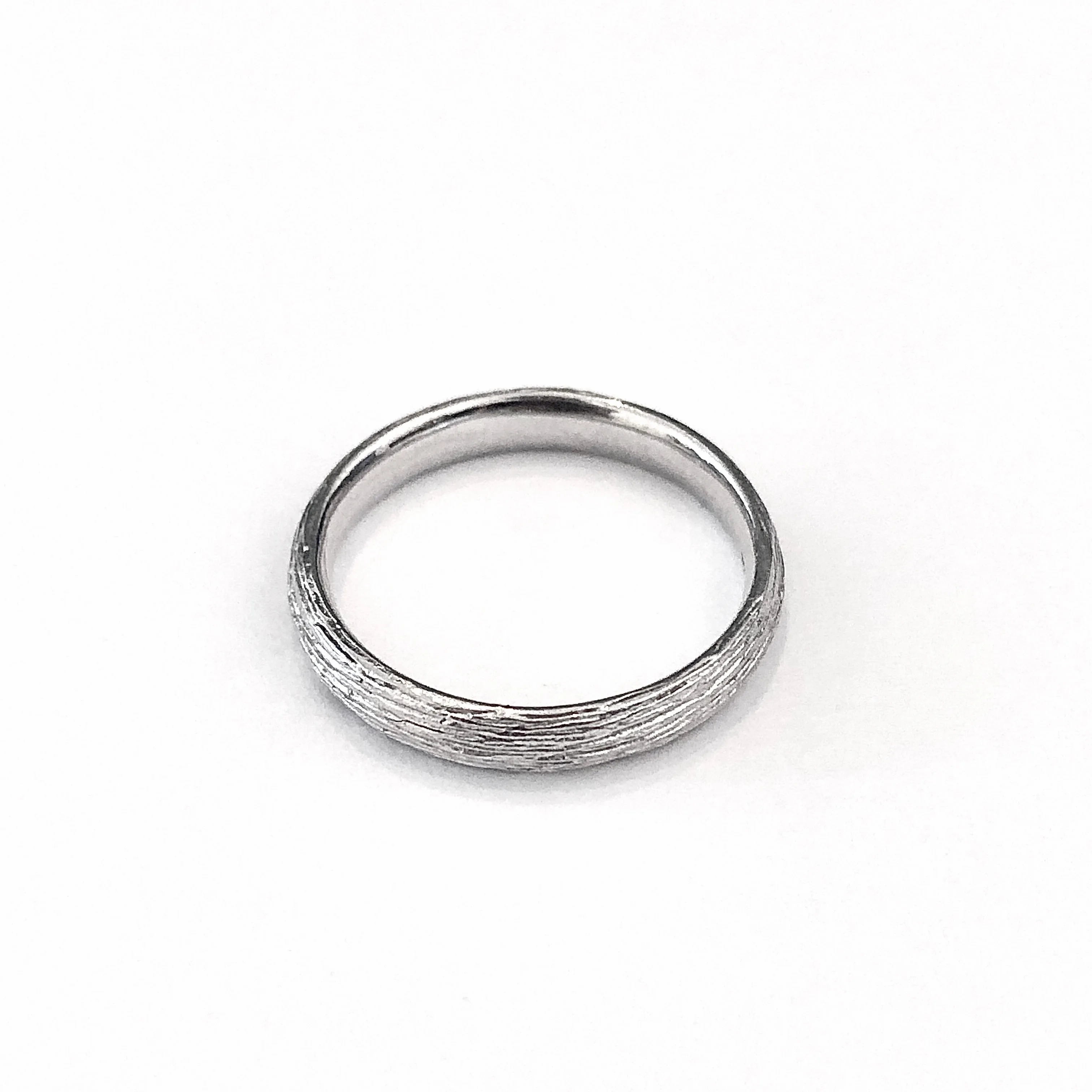 3 mm Half Round Band with Bark Texture
