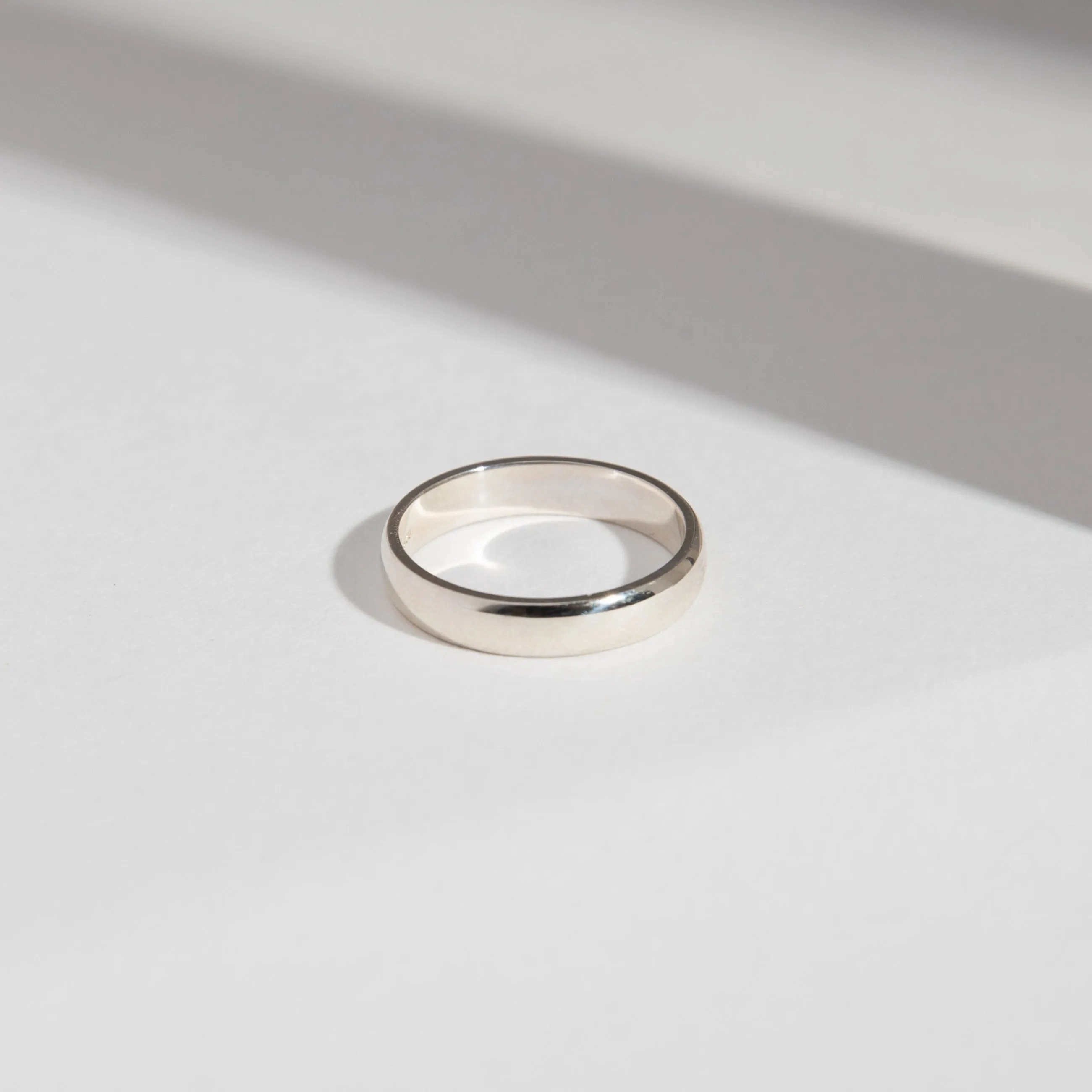 4mm Domed Band in Gold