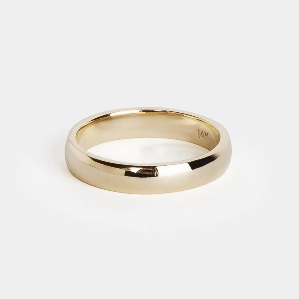 4mm Domed Band in Gold