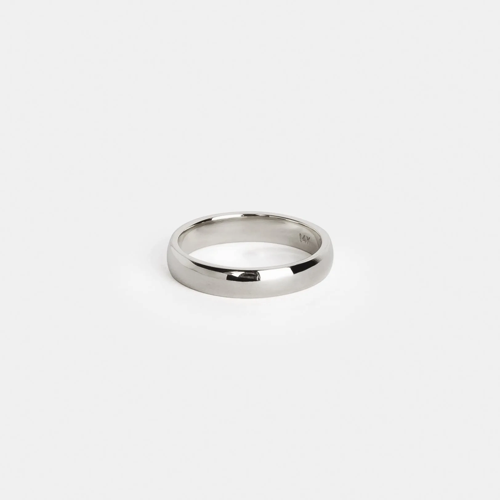 4mm Domed Band in Gold