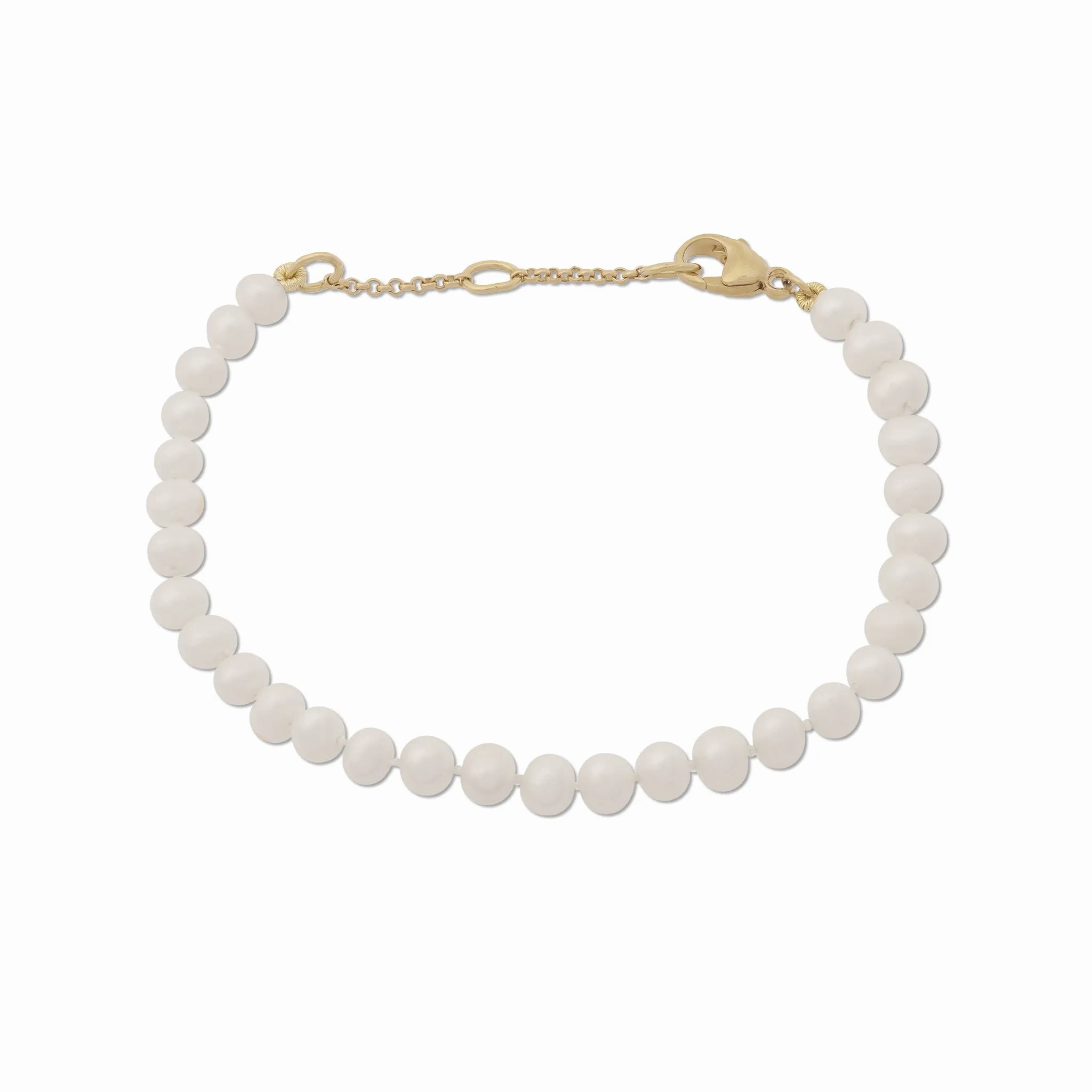 7.5-9&quot; Adjustable White Freshwater Pearl Bracelet in Gold - 4.5-5mm
