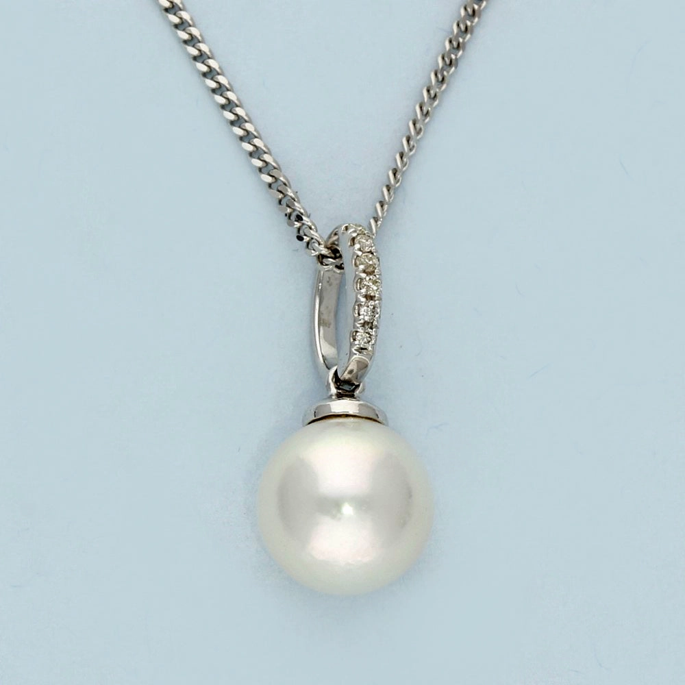 7mm Akoya Pearl & Diamond 18ct White Gold Pendant