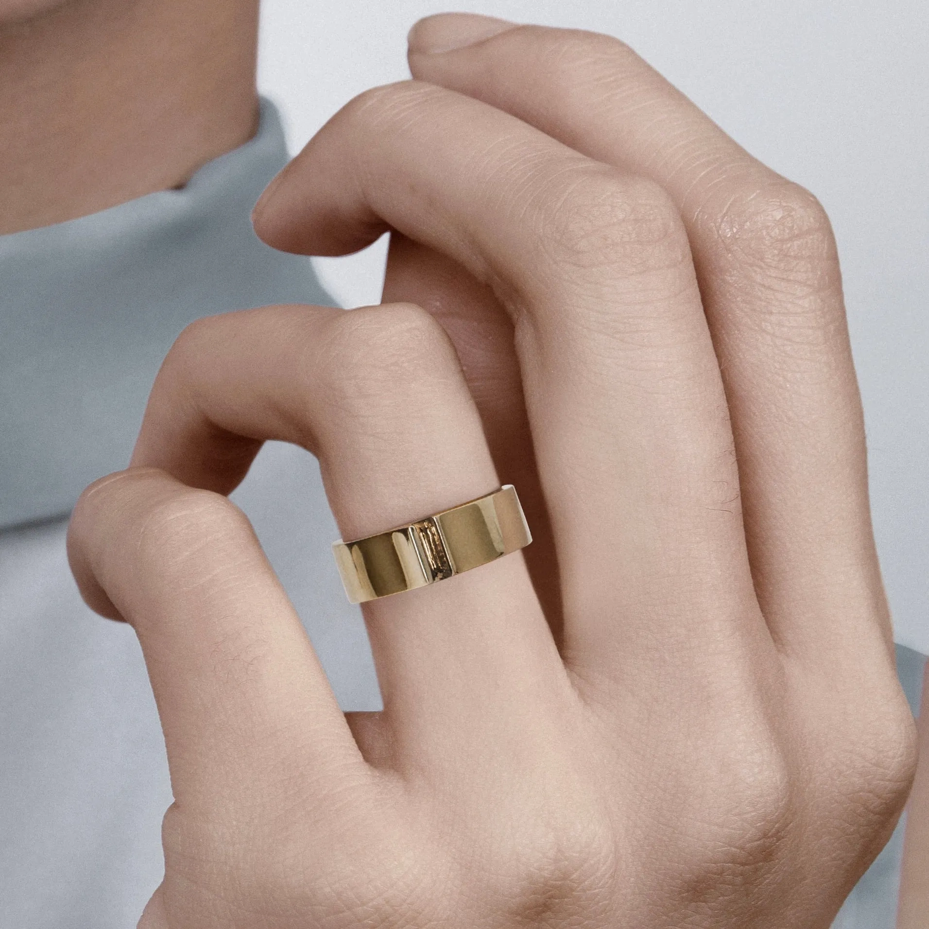 7mm Braga Ring with Quartz