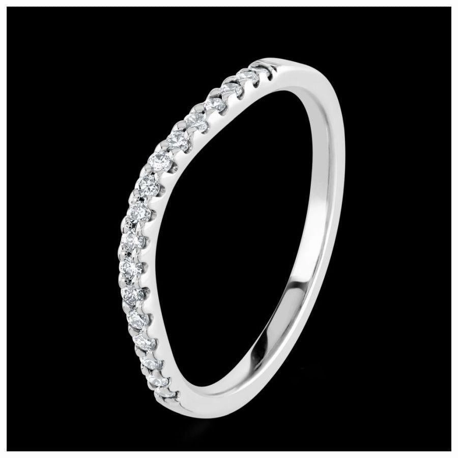 9ct White Gold  17dia Clw Set Crved texture-diamond  