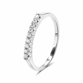 9ct White Gold 9-Stone Round Brilliant Cut Diamond Half Eternity Ring texture-diamond  