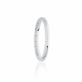 9ct White Gold Diamond Eternity Ring texture-diamond  