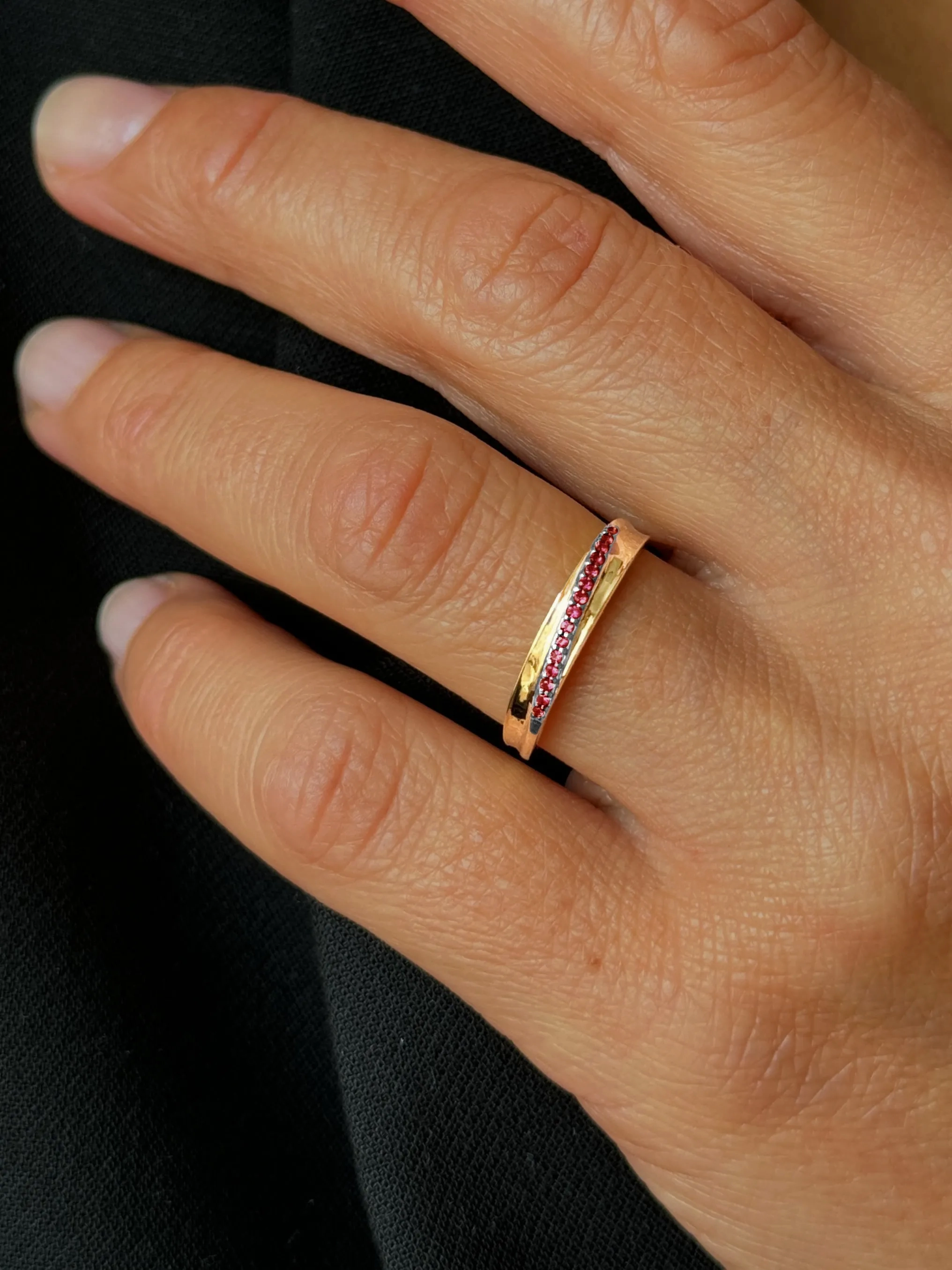 9k Yellow Gold Ring Set with Rubies