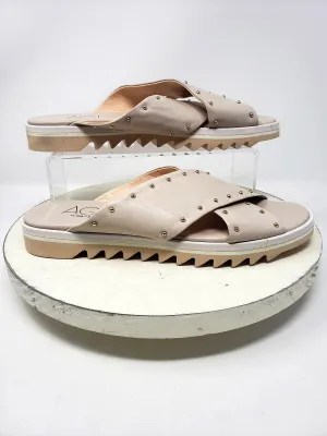AGL Größe 9.5 (39.5) Beige Sandalen mit Nieten NWOB