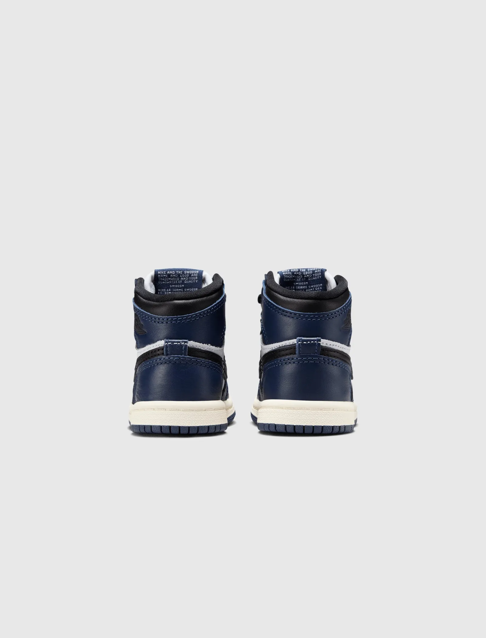 AIR JORDAN 1 RETRO 