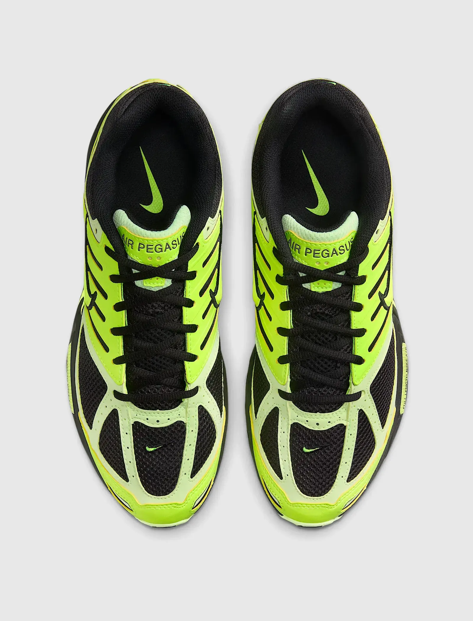 AIR PEGASUS 2005 